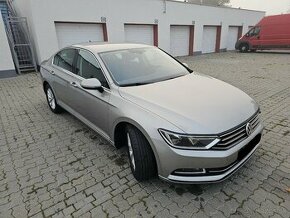 Volkswagen Passat 1.6 TDI M6 Comfortline DVD ACC Kamera R16 - 1