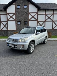 Toyota RAV4 4x4 Benzín Automat