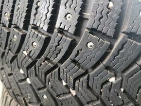 Michelin x-ice north 215/55R17