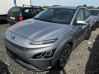 Hyundai Kona Electric 65kWh CZECH EDITION NOVÝ VŮZ