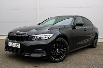 BMW Rad 3 320d 140kw, All Black, kamera, Adaptívny podvozok