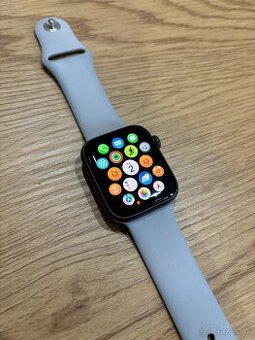 Apple Watch 5 44 mm, super stav