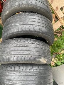 265/45 r21 michelin sada 50€