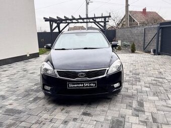 Kia Ceed 1.6Crdi 2012 stresne okno - 1