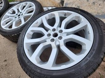 R22" zimní 5x120 9,5jx22 et49 pneu 275/40 r22 98% - 1