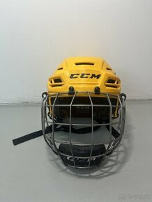 CCM helma RESISTANCE