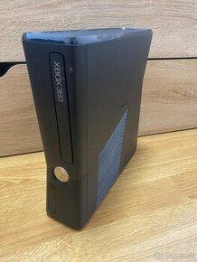 Xbox 360 + 32 hier