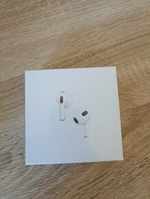 AirPods 3