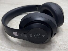 Beats by Dr. Dre Studio3 Wireless