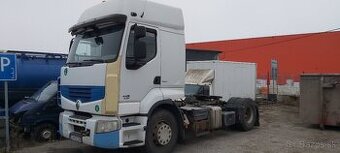 Renault Premium