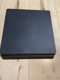 Predám Playstation4 slim - 1