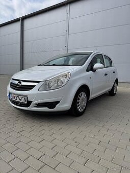 Opel corsa 1.2 benzín 51kw 10/2010