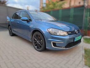 Volkswagen e-Golf - 1