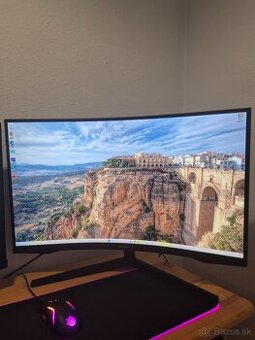 32" Odyssey Gaming monitor G55A