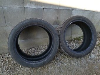 Predam 2ks pirelli 245 40 r18 letne - 1