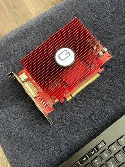 GeForce GT 7600 256mb