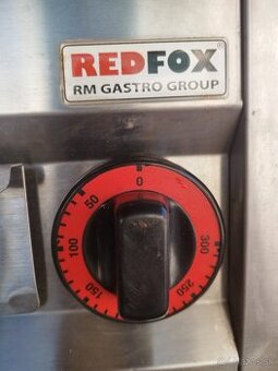 Red Fox grill - 1