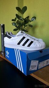 Adidas Superstar