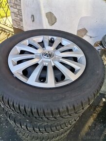 ZIMNE PNEU NA DISKOCH 215/60R16 PASSAT B8