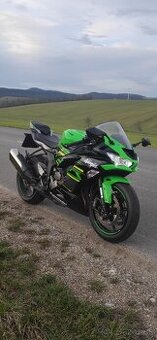 Kawasaki zx6r