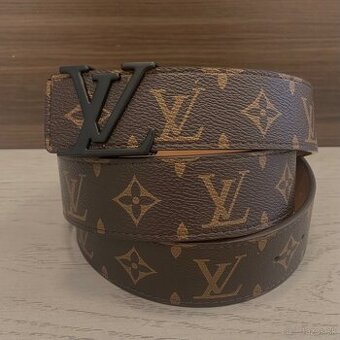 Louis Vuitton Opasky