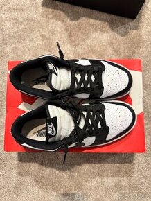 Nike panda dunk