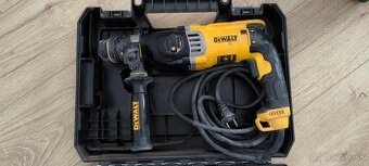 DeWALT Kombinované kladivo 900 W, príklep 3 joule