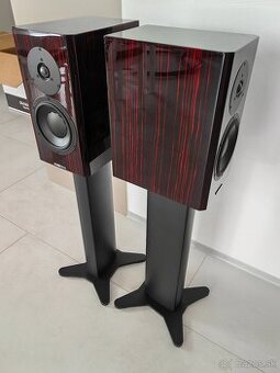 Dynaudio Special Forty Black Vine vysoký lesk