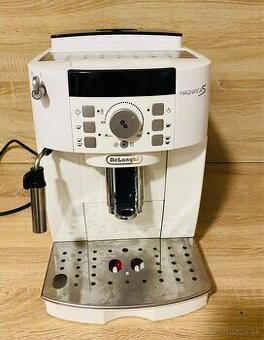 DeLonghi MAGNIFICA S