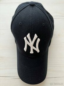 ŠILTOVKA NY / NIKE YANKEES - 1