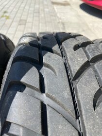 Predám gumy na štvorkolku maxxis spearz 2ks predné