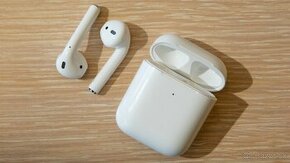 Apple AirPods (2. generácie)