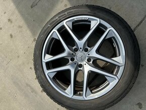 Predam komplet zimnu sadu na Mercedes G63 AMG 21"