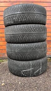 ❄️245/45 r18 zimné pneu Michelin