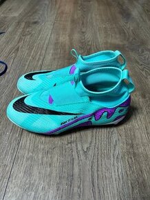 Kopačky Nike JR Zoom Superfy 9 PRO, veľkosť 38