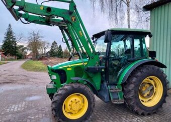 Traktor John Deere 5720 RV 2004 ČN John Deere 551 - 1