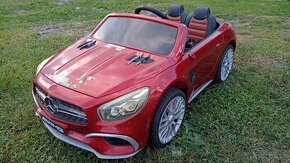 Detské elektrické autíčko Mercedes AMG, USB, 2 miestne