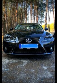 Lexus IS300H výmena