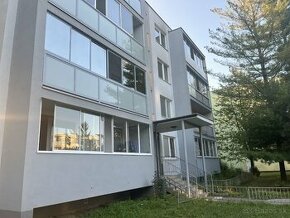 2- izbový byt TERASA- TREBIŠOVSKÁ, OV,43m2+loggia