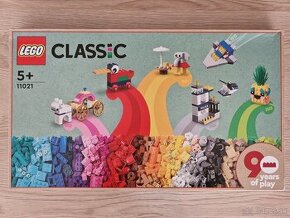 Lego Classic 11021 90 rokov hier (90 Years of Play)