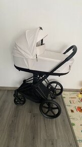 Cybex priam off white