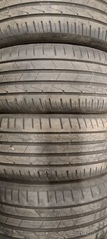 Predám 4ks jazdené letné 215/55r17-94V Hankook