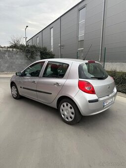 Predam Renault clio 1.2 48kw benzín zachovalom stave