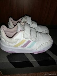 Adidas dievčenské tenisky č.26