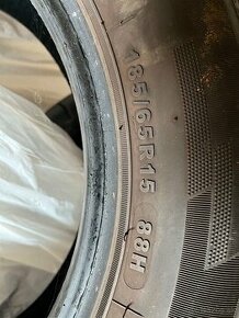 Predám letné pneu 185/65R15