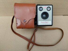 Fotoaparát Kodak Brownie Model I s pozdrem, pěkný