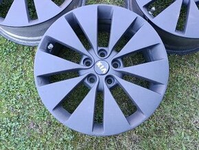 Original Kia R18 5x114,3