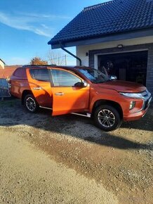 Pick up Mitsubishi L200 automat