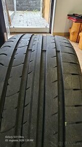 225/40 R18 - 1