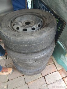 215/65r16c